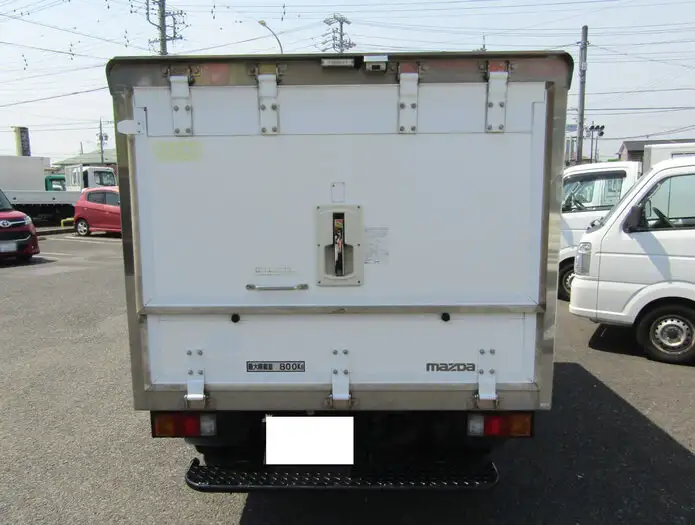 マツダ ボンゴ 小型 冷凍冷蔵 中温 床アルミの中古トラック画像4
