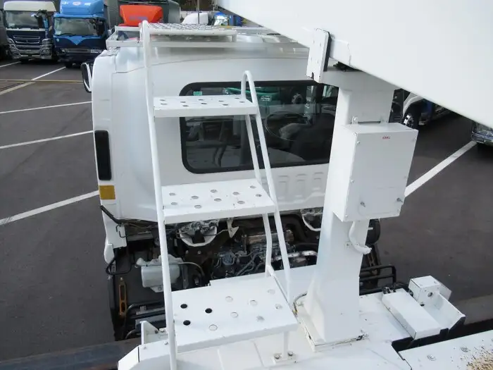 いすゞ フォワード 中型/増トン 高所・建柱車 高所作業車 TKG-FRR90S1の中古トラック画像7