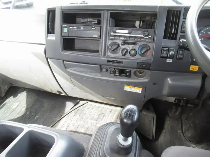 いすゞ フォワード 中型/増トン 車両重機運搬 ウインチ ベッドの中古トラック画像13