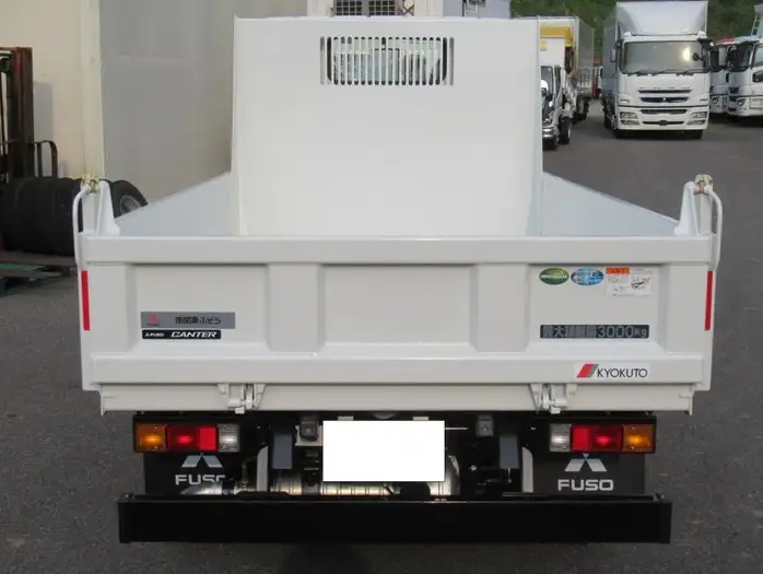 三菱 キャンター 小型 ダンプ 強化 2RG-FBA60の中古トラック画像4