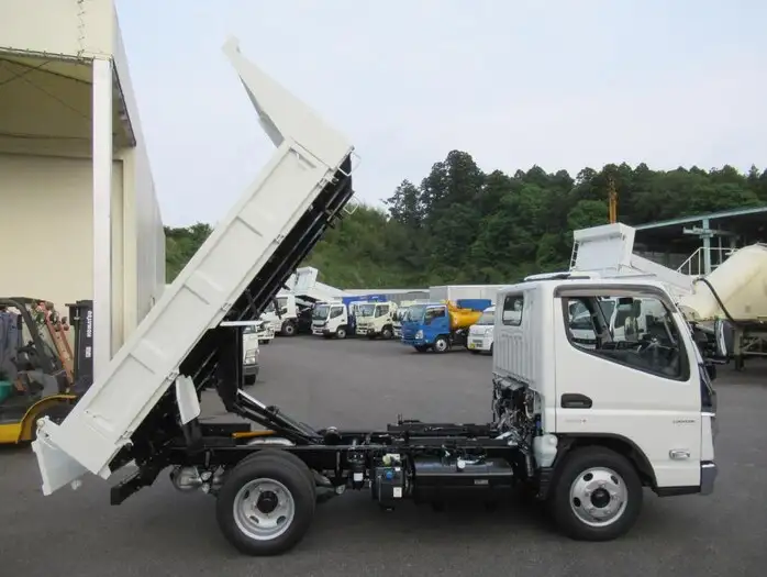 三菱 キャンター 小型 ダンプ 強化 2RG-FBA60の中古トラック画像5