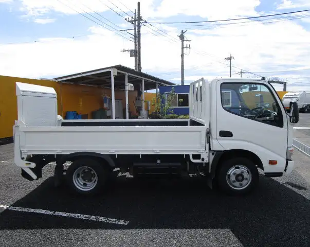 日野 デュトロ 小型 平ボディ パワーゲート 床鉄板の中古トラック画像4