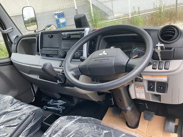三菱 キャンター 小型 平ボディ 2RG-FBA20 R4の中古トラック画像12