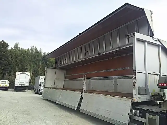 国内・その他 国産車その他 トレーラー/その他 トレーラー 3軸 エアサスの中古トラック画像10