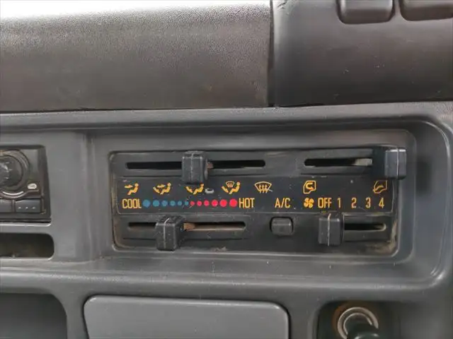 マツダ タイタン 小型 ダンプ PB-LKR81AD H17の中古トラック画像12