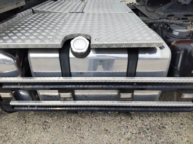 いすゞ ギガ 大型 トラクター ハイルーフ 1デフの中古トラック画像13