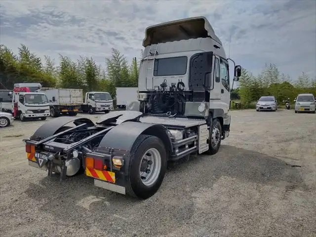 いすゞ ギガ 大型 トラクター ハイルーフ 1デフの中古トラック画像3