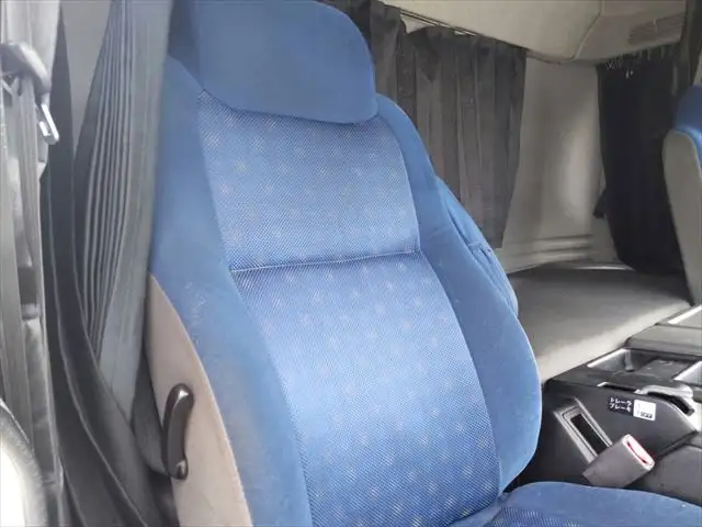 いすゞ ギガ 大型 トラクター ハイルーフ 1デフの中古トラック画像6
