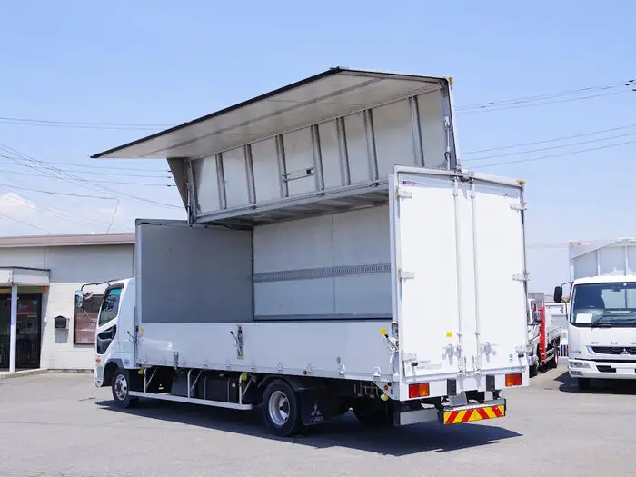 三菱 ファイター 中型/増トン ウイング エアサス ベッドの中古トラック画像4