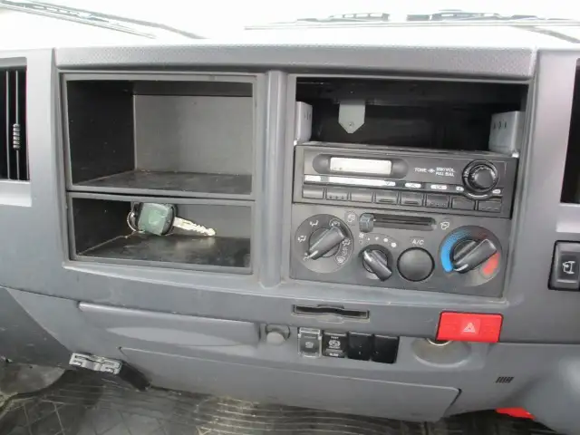 マツダ タイタン 小型 平ボディ 床鉄板 TKG-LMR85ARの中古トラック画像11