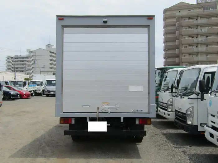マツダ タイタン 小型 アルミバン サイドドア シャッター式の中古トラック画像4