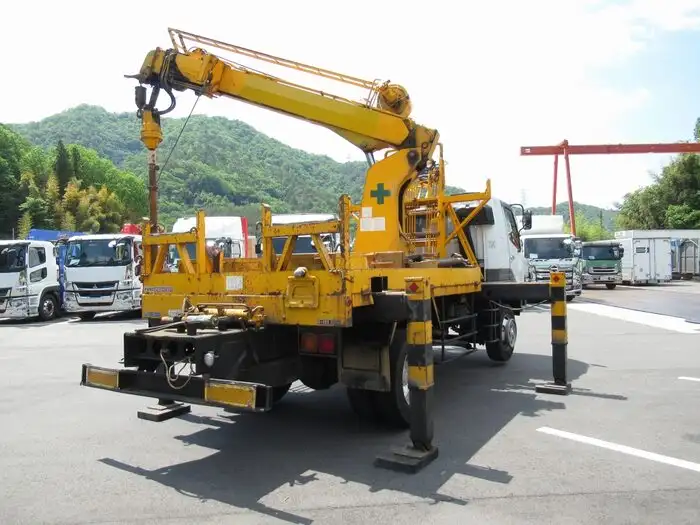 三菱 ファイター 中型/増トン 高所・建柱車 建柱車 U-FM618Fの中古トラック画像2