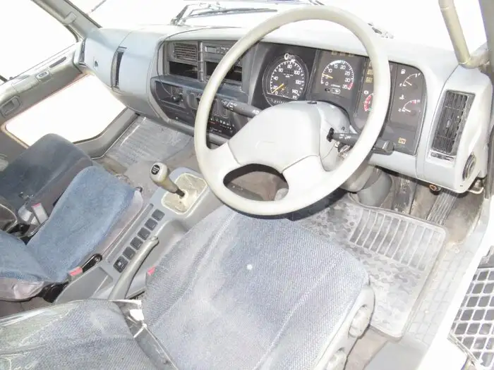 三菱 ファイター 中型/増トン 高所・建柱車 建柱車 U-FM618Fの中古トラック画像15
