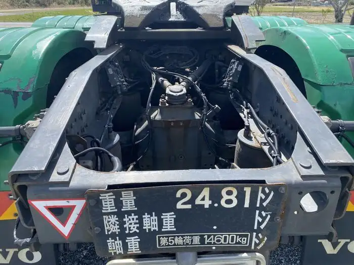 ボルボ トラック 大型 トラクター ベッド の中古トラック画像7