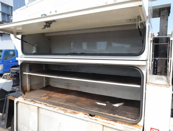 トヨタ ダイナ 小型 高所・建柱車 高所作業車 電工仕様の中古トラック画像4