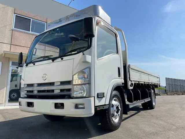 日産 アトラス 小型 平ボディ 床鉄板 SKG-APR85YNの中古トラック画像1