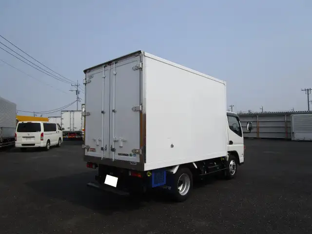 三菱 キャンター 小型 冷凍冷蔵 低温 スタンバイの中古トラック画像3