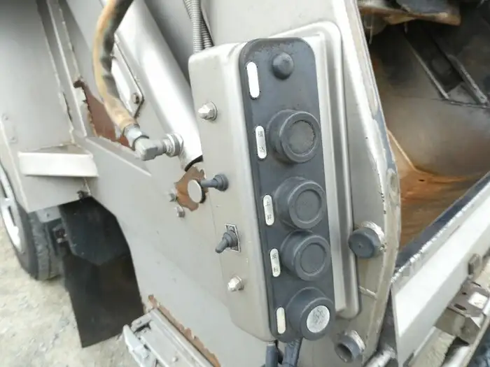 日野 デュトロ 小型 パッカー車 プレス式 BDG-XZU404Mの中古トラック画像10