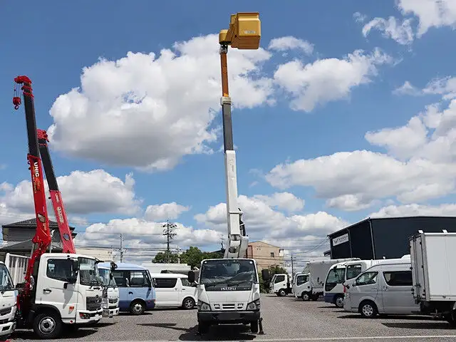 いすゞ エルフ 小型 高所・建柱車 高所作業車 電工仕様の中古トラック画像6