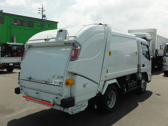 三菱 キャンター 小型 パッカー車 プレス式 2RG-FEAV0の中古トラック画像2