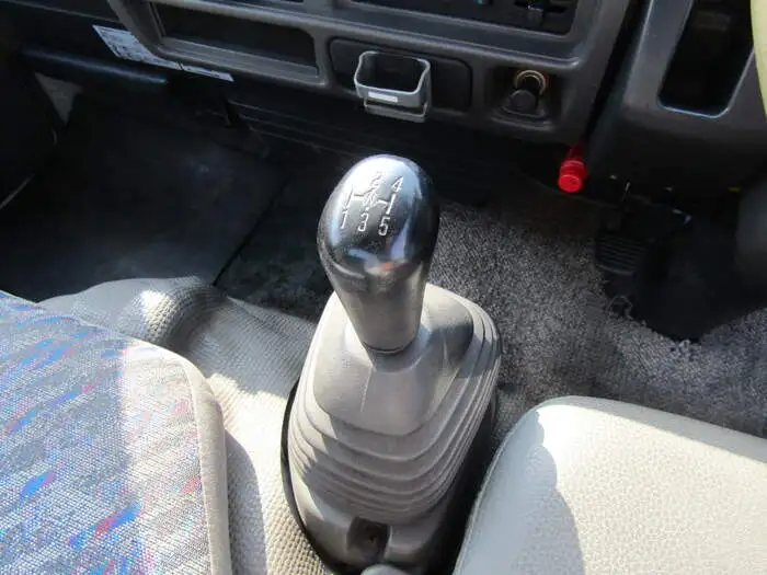 日産 アトラス 小型 平ボディ 床鉄板 KR-AKR81EAの中古トラック画像13