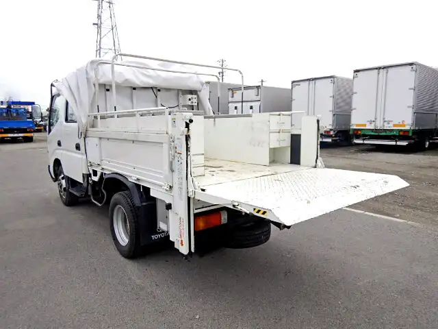トヨタ ダイナ 小型 平ボディ Wキャブ 幌の中古トラック画像3