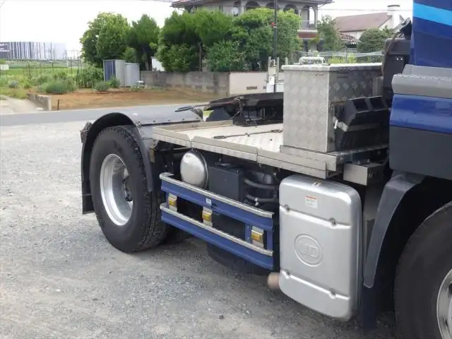 日産UD クオン 大型 トラクター ハイルーフ 1デフの中古トラック画像4