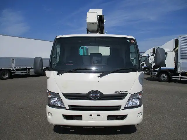 日野 デュトロ 小型 高所・建柱車 高所作業車 TKG-XZU700Xの中古トラック画像2