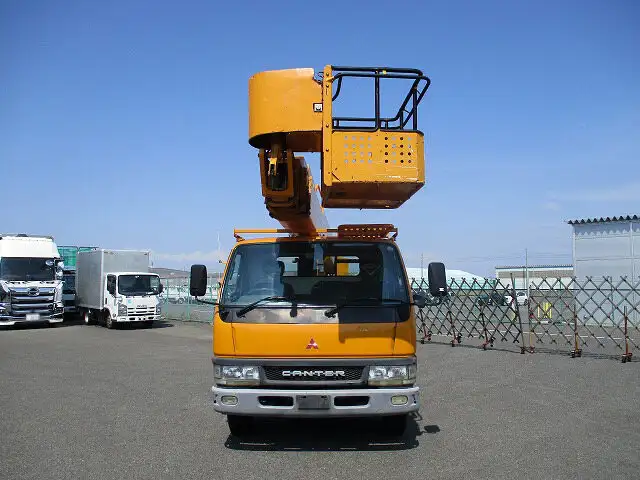 三菱 キャンター 小型 高所・建柱車 高所作業車 KK-FE63EEYの中古トラック画像2