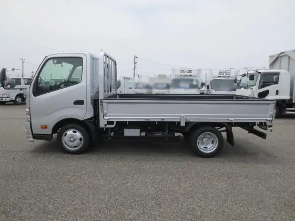 トヨタ トヨエース 小型 平ボディ TPG-XZU700 H30の中古トラック画像4