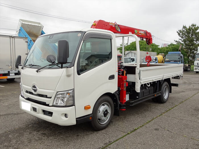 日野 デュトロ 小型 クレーン付 ワイドロング 2RG-XZU712M