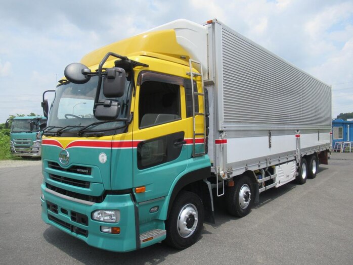 日産UD クオン 大型 冷凍冷蔵
