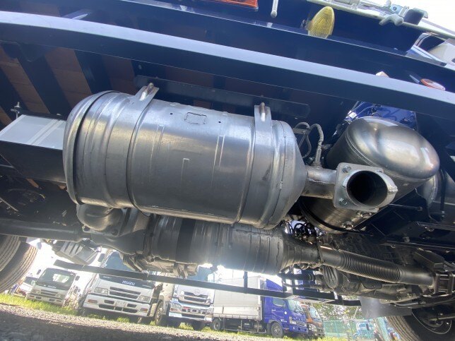 三菱 ファイター 中型 車輌重機運搬 3段クレーン ラジコン|画像18