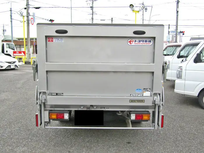 トヨタ ダイナ 小型 平ボディ パワーゲート 床鉄板の中古トラック画像3
