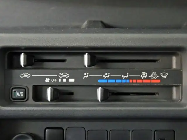 ダイハツ ハイゼット  平ボディ EBD-S510P H27の中古トラック画像11