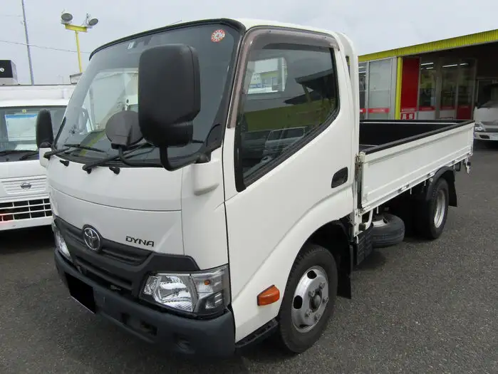 トヨタ ダイナ 小型 平ボディ XZC605 H29 の中古トラック【車両No.126895】