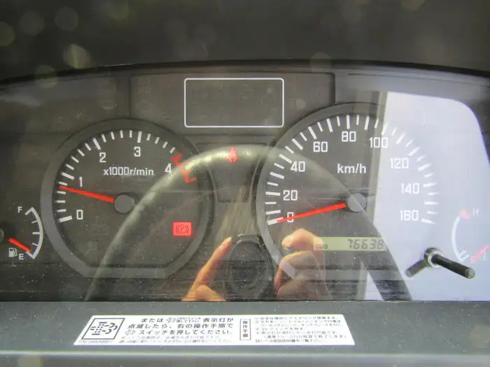 いすゞ エルフ 小型 平ボディ TKG-NJR85A H26の中古トラック画像9