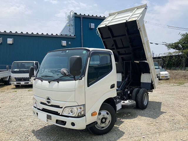 日産UD クオン 大型 ダンプ ベッド CW5XL の中古トラック【車両No.175421】