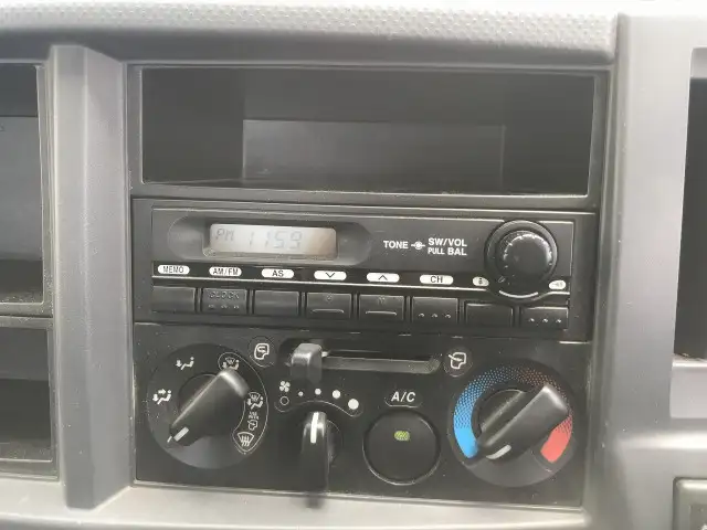 いすゞ エルフ 小型 平ボディ TKG-NJS85A H25の中古トラック画像14