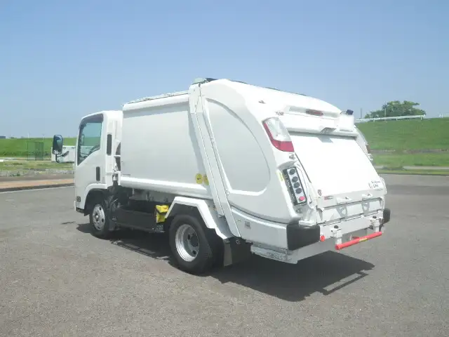 いすゞ エルフ 小型 パッカー車 プレス式 TPG-NMR85Nの中古トラック画像4