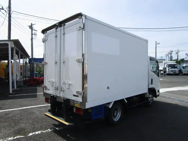 いすゞ エルフ 小型 冷凍冷蔵 低温 スタンバイの中古トラック画像3