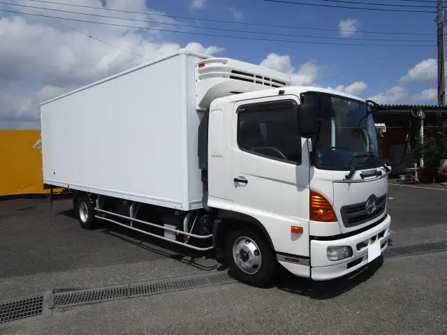 日野 レンジャー 中型/増トン 冷凍冷蔵 低温 床アルミの中古トラック画像2