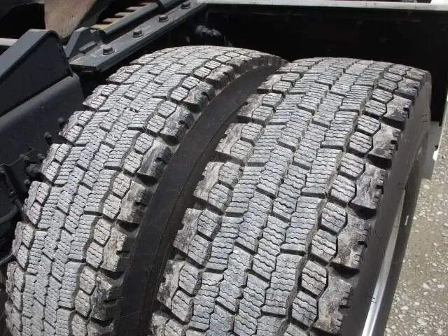 いすゞ ギガ 大型 トラクター 1デフ エアサスの中古トラック画像18
