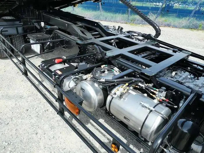 三菱 ファイター 中型/増トン 車両重機運搬 ラジコン ウインチの中古トラック画像9