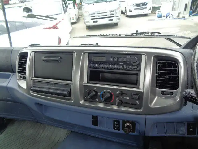 日野 レンジャー 中型/増トン タンク車 バキューム KK-FC1JDEAの中古トラック画像14