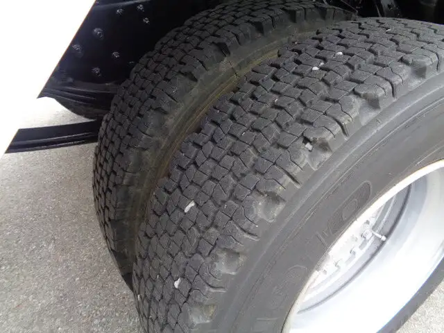日野 レンジャー 中型/増トン タンク車 バキューム KK-FC1JDEAの中古トラック画像20