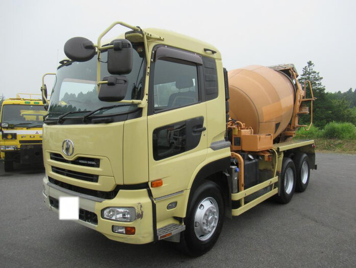日産UD クオン 大型 ミキサー・ポンプ ミキサー車 ADG-CW2XL