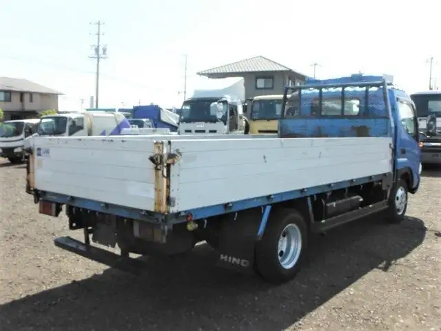 日野 デュトロ 小型 平ボディ 床鉄板 アルミブロックの中古トラック画像3