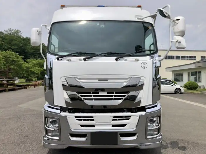 いすゞ ギガ 大型 ウイング ハイルーフ エアサスの中古トラック画像2