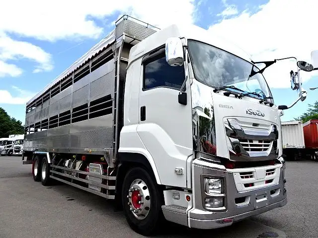いすゞ ギガ 大型 特殊車両 QKG-CYL77B H30の中古トラック画像3